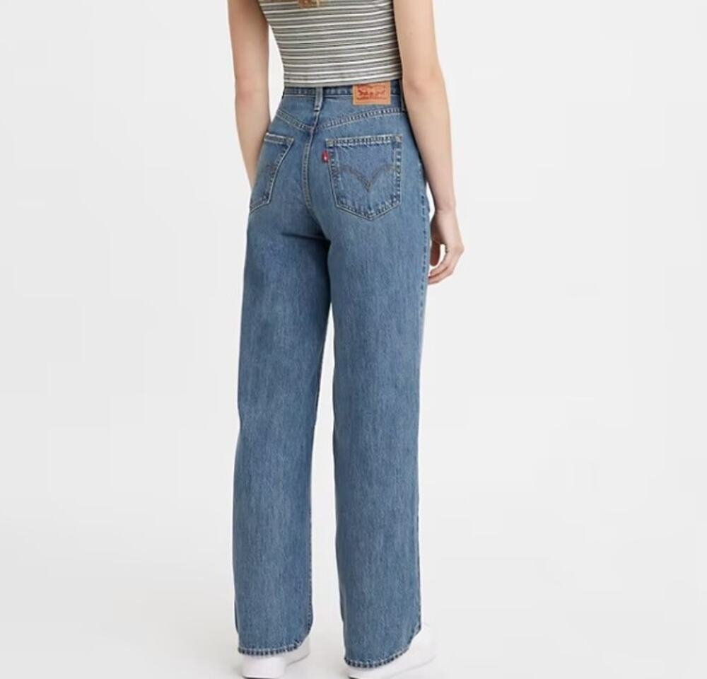Levi's High Waisted Straight Jeans Size 31